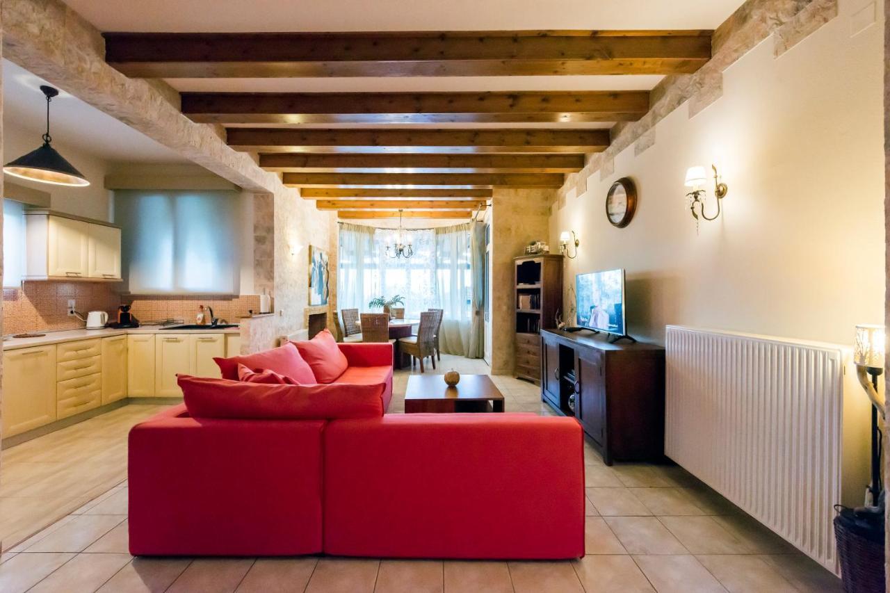Maxim With Private Pool & Tennis Court Villa Halikounas