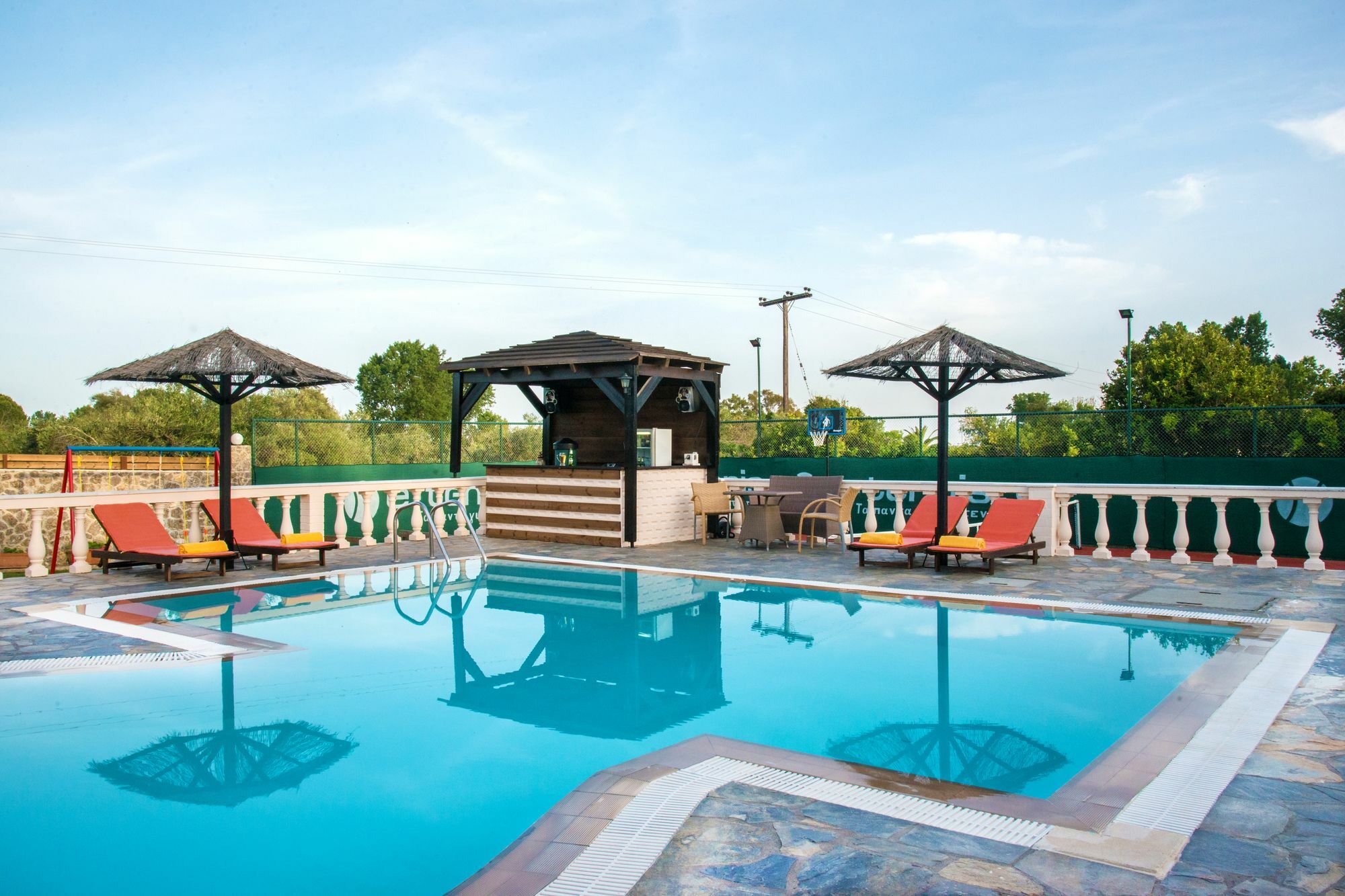 Maxim With Private Pool & Tennis Court *