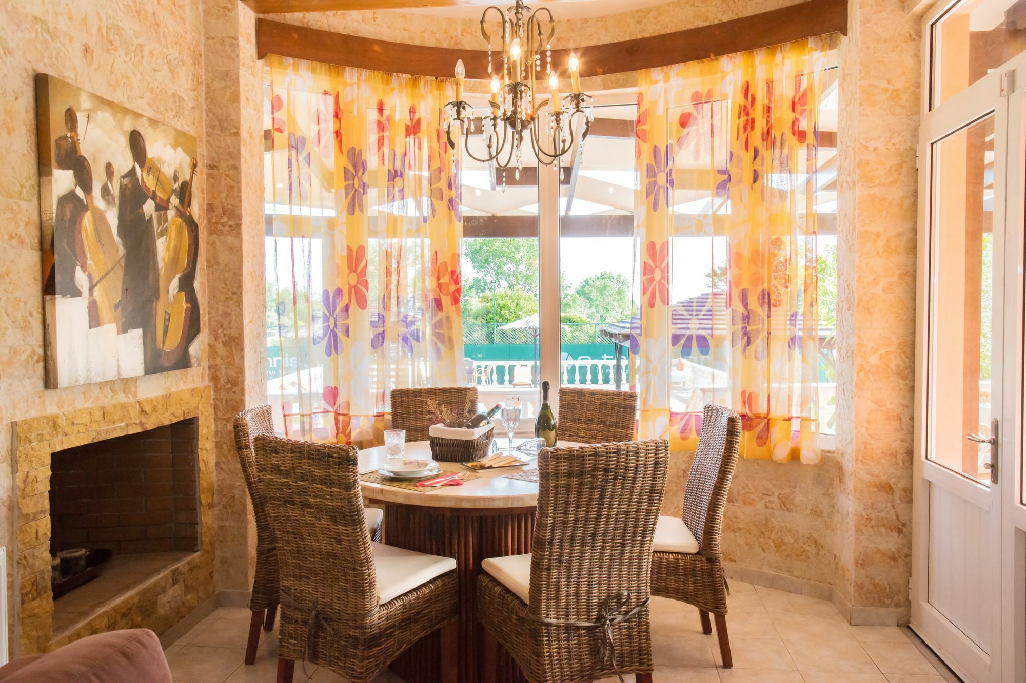 Villa Maxim With Private Pool & Tennis Court Halikounas